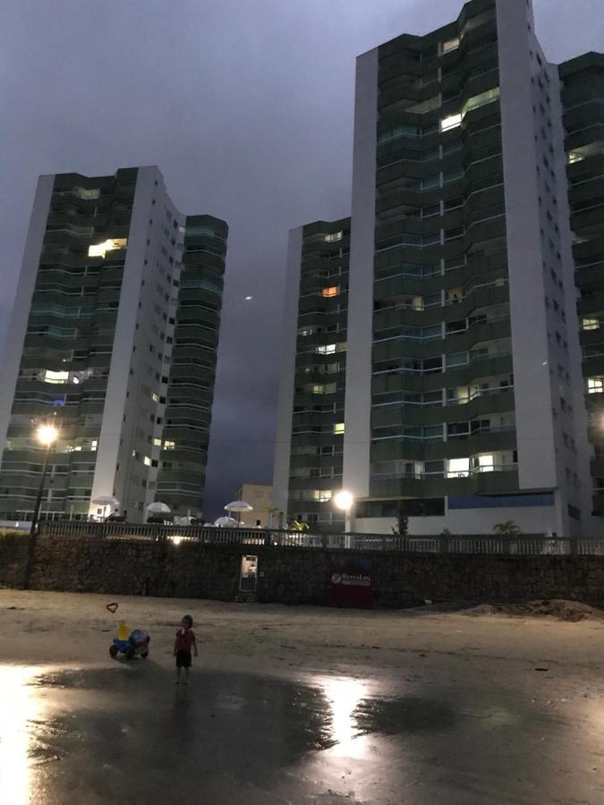 Apartamento Pe Na Areia Frente Para O Mar E Piscina Na Prainha Карагуататуба Екстер'єр фото