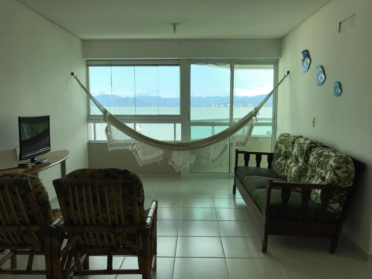 Apartamento Pe Na Areia Frente Para O Mar E Piscina Na Prainha Карагуататуба Екстер'єр фото